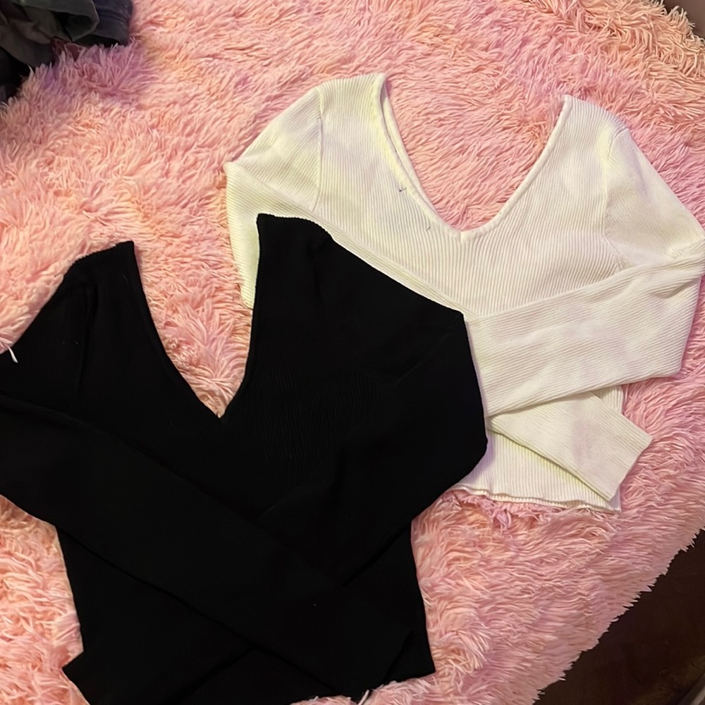 TWO V-NECK LONG SLEEVE SWEATERS